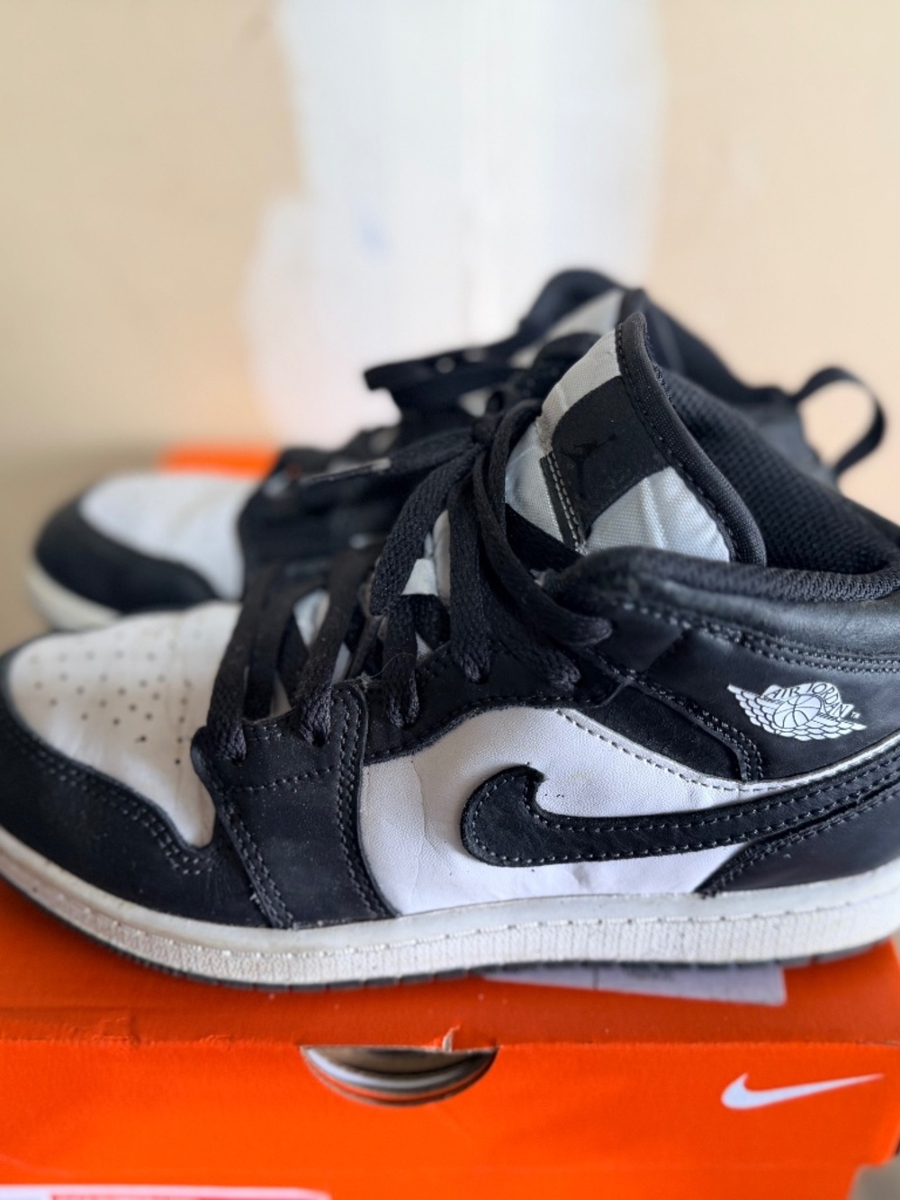 Nike Air Jordan Youth shoes size 2.5Y